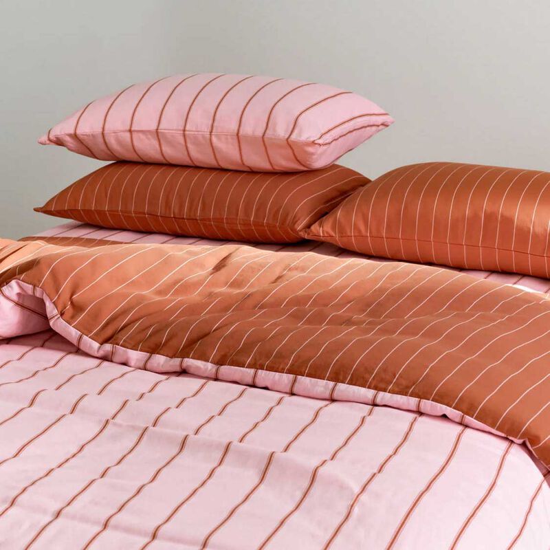 HOMMEY. Versa Quilt Cover image number 2